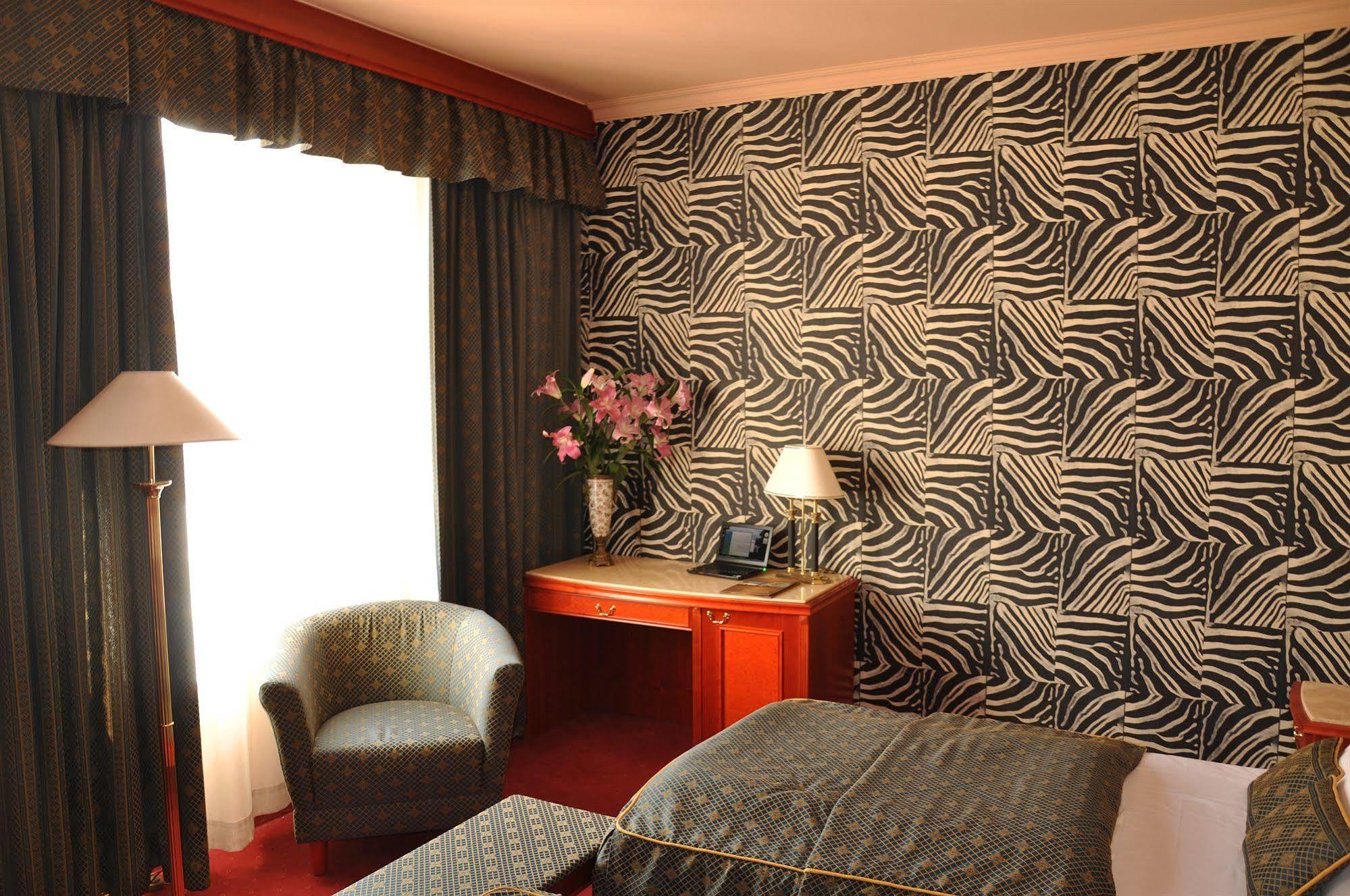 Carlton Hotel Prague Exterior photo
