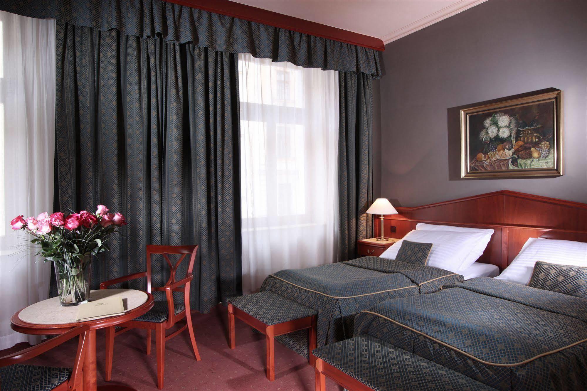 Carlton Hotel Prague Exterior photo